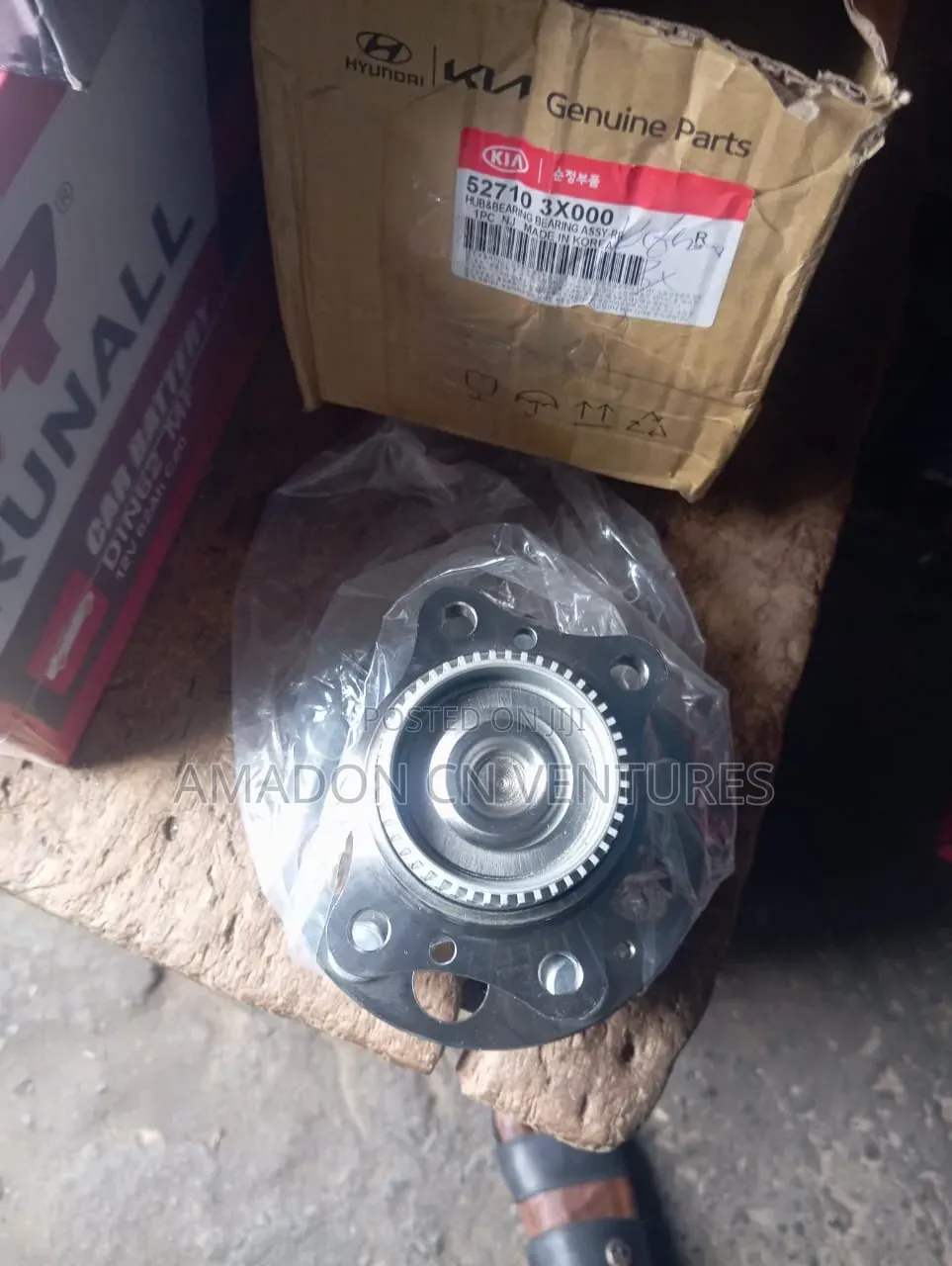Back Wheel Hub Hyundai Elentra 2013