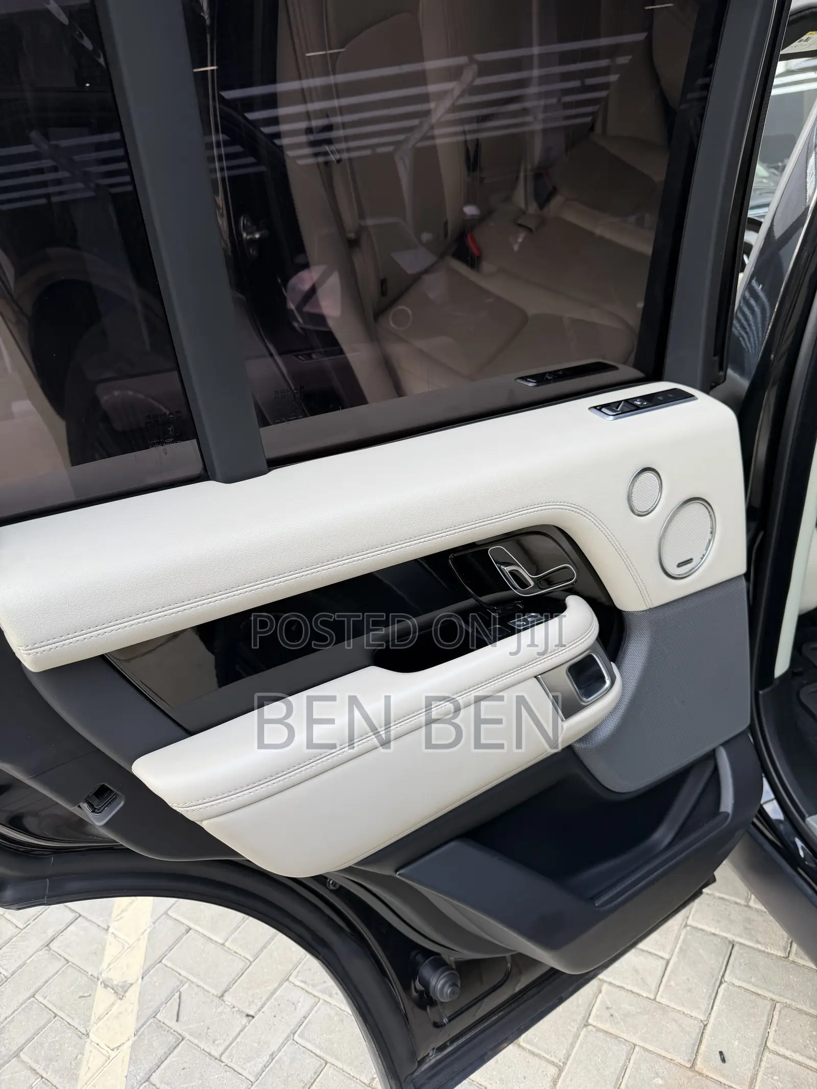 Land Rover Range Rover Vogue 2019 Black