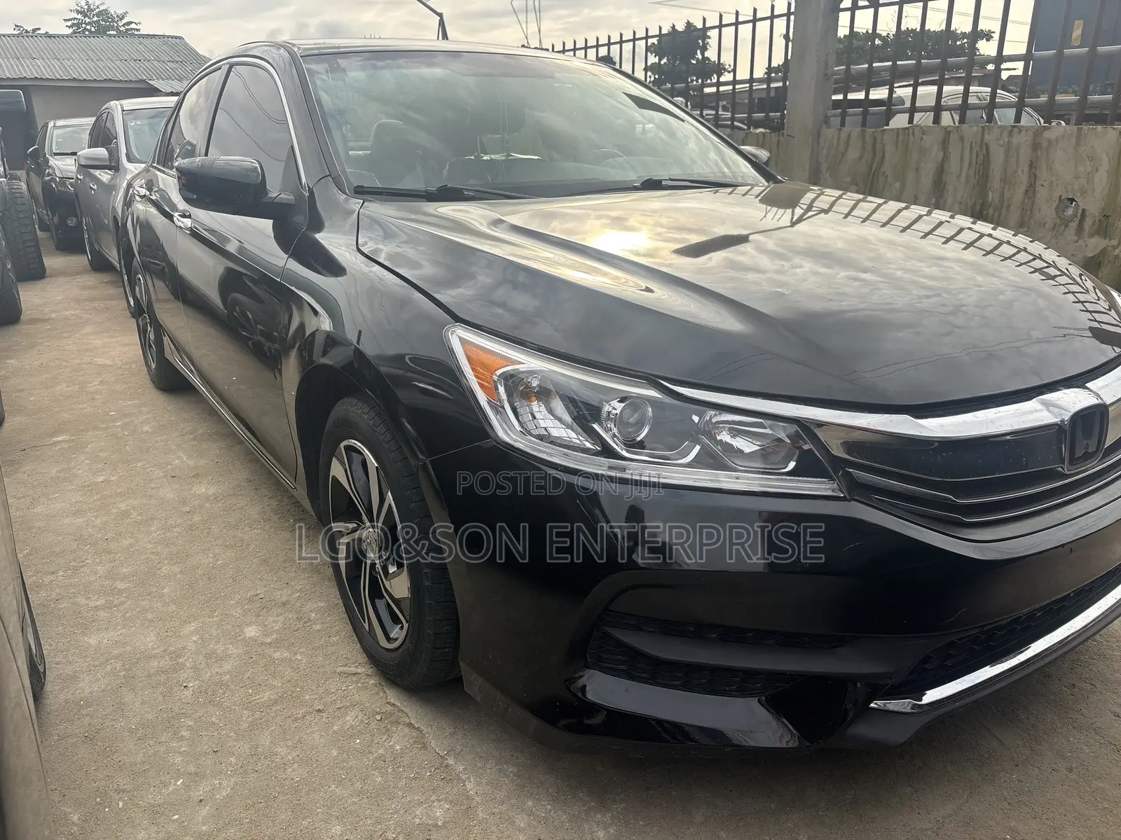 Honda Accord LX 4dr Sedan FWD (2.4L 4cyl 2A) 2017 Black