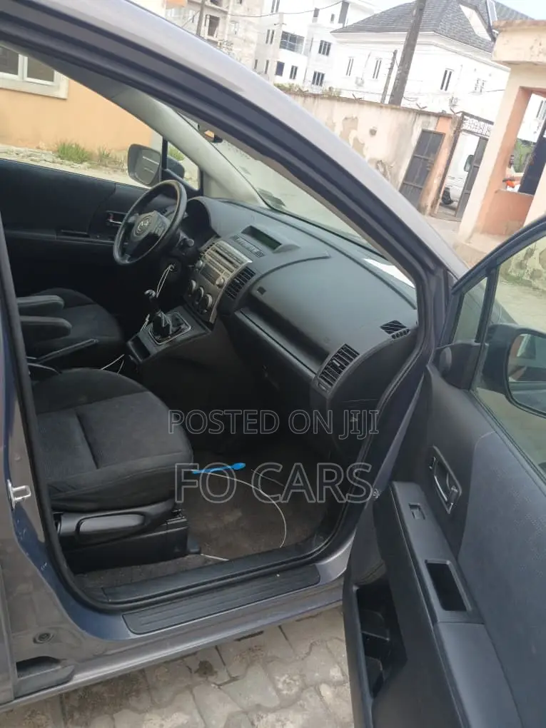 Mazda 5 2010 Gray