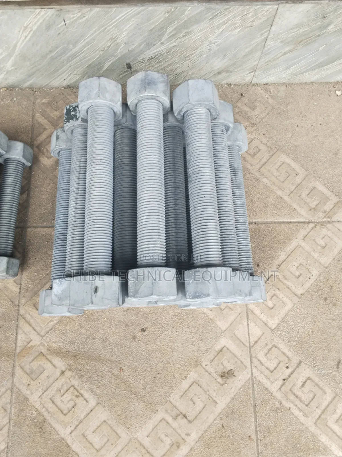 1" X 170mm Hot Dip Galvanized Stud Bolt