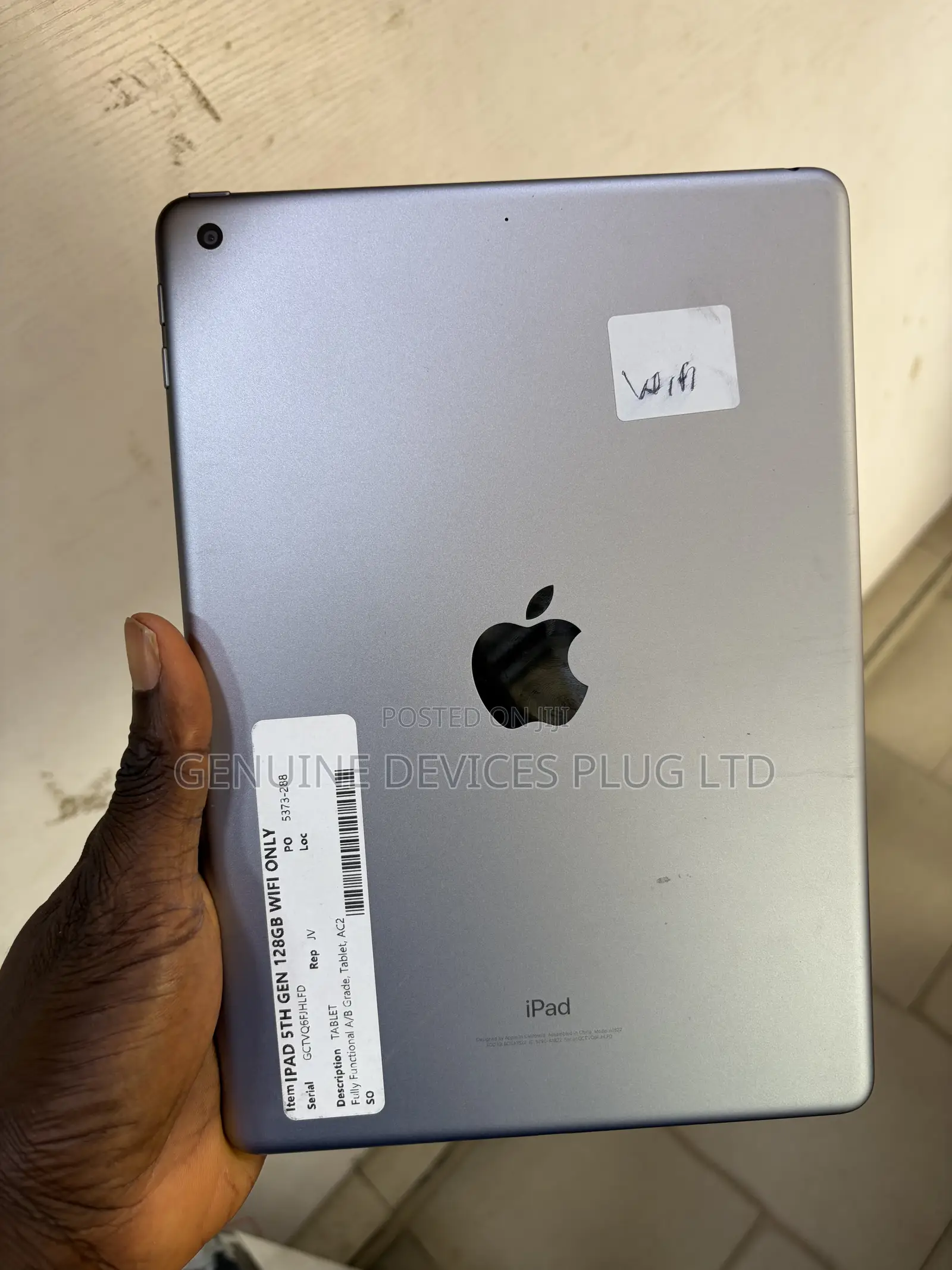 New Apple iPad 5 (2022) 128 GB Gray