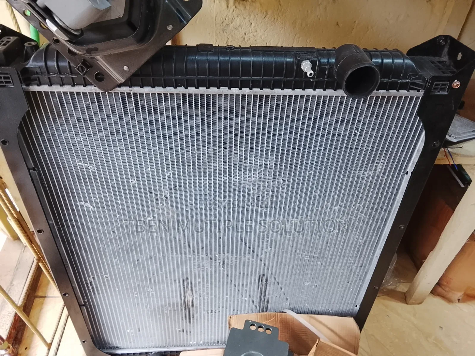 Sinotruck Automotive Cooling Radiator