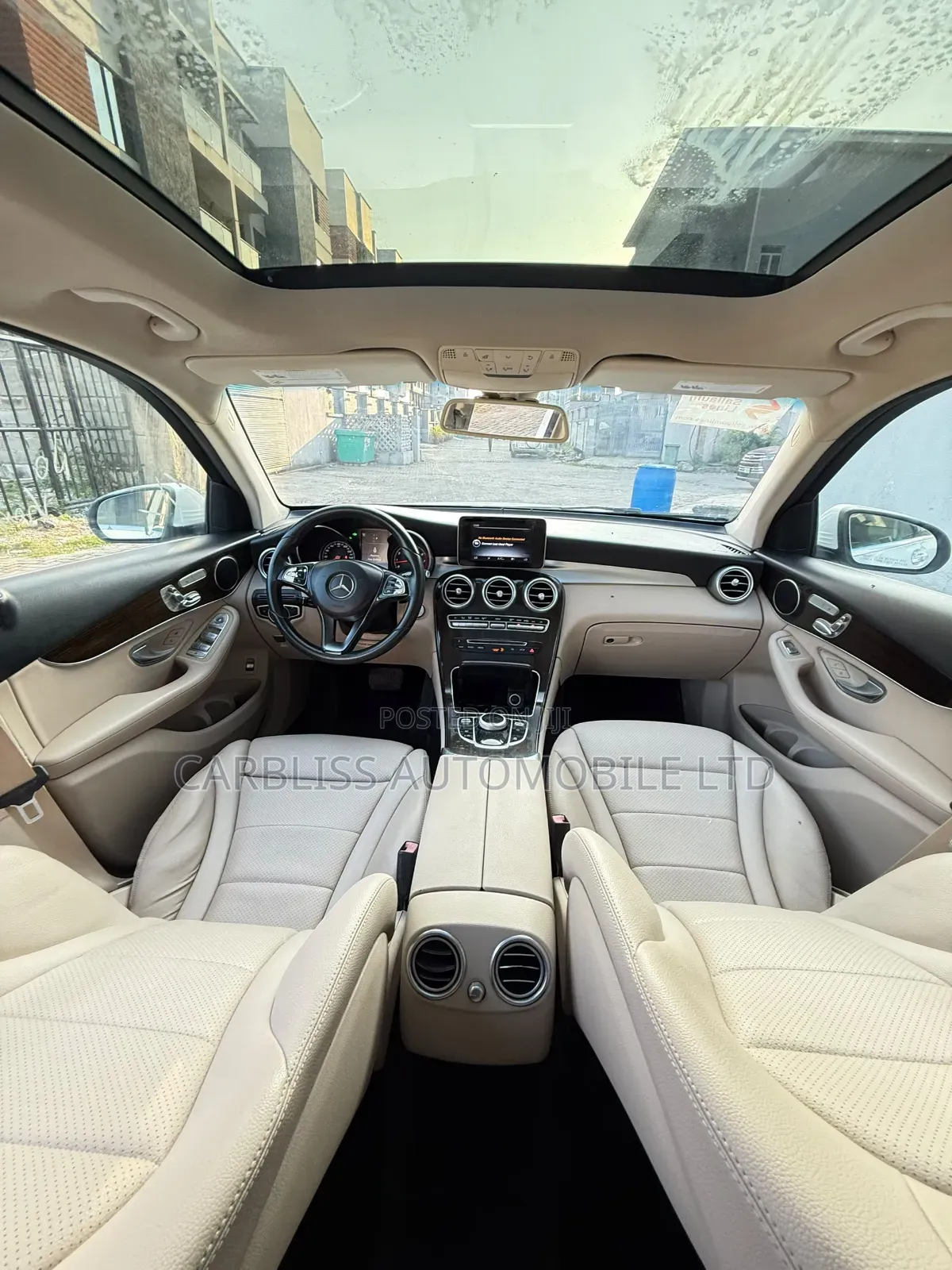 Mercedes-Benz GLC-Class 2016 Off white