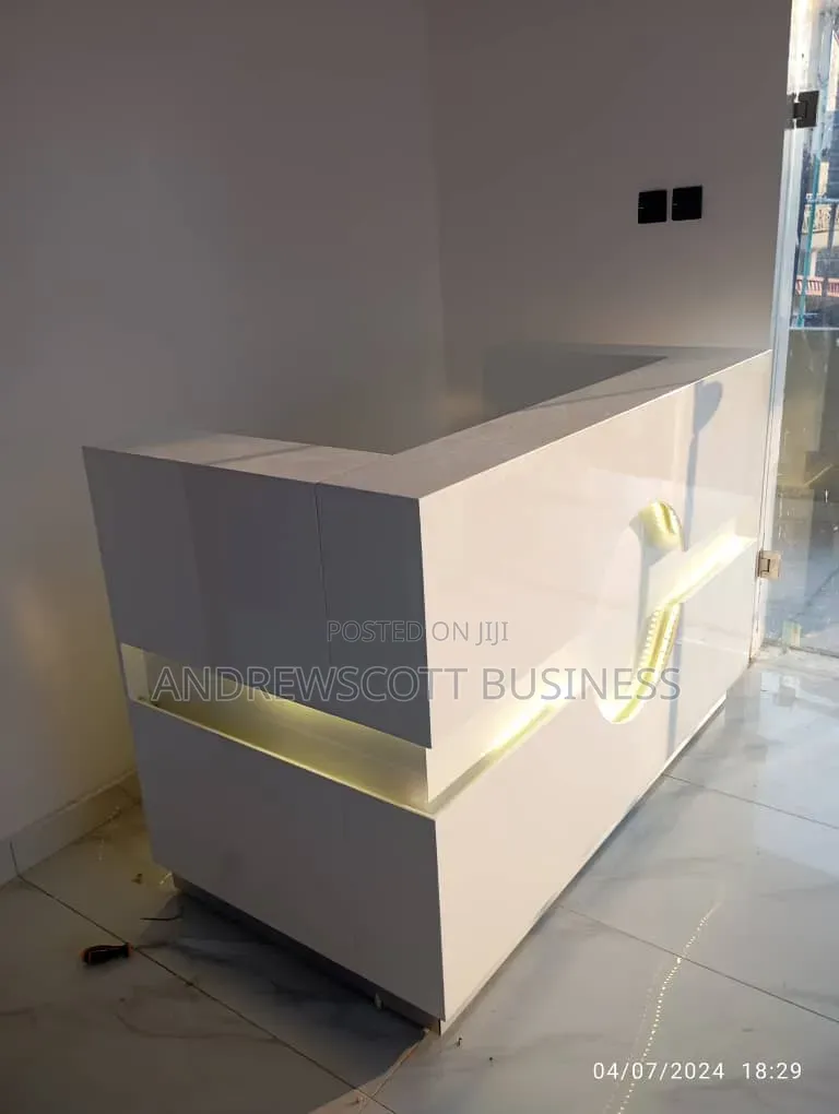 Brand New Executive Office Receptionist Table 1.6mtrs