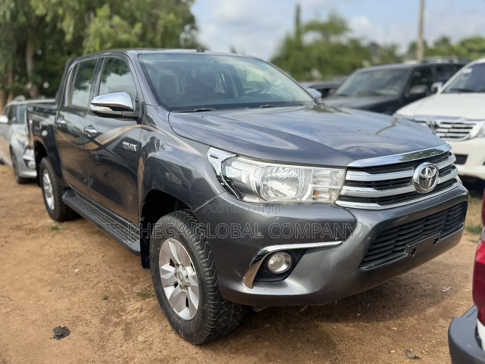 Toyota Hilux SR5 4x4 2017 Gray