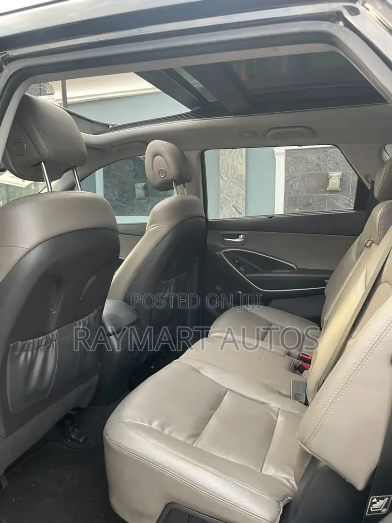 Hyundai Santa Fe 2017 Black