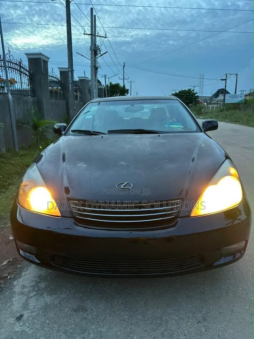 Lexus ES 300 2004 Black
