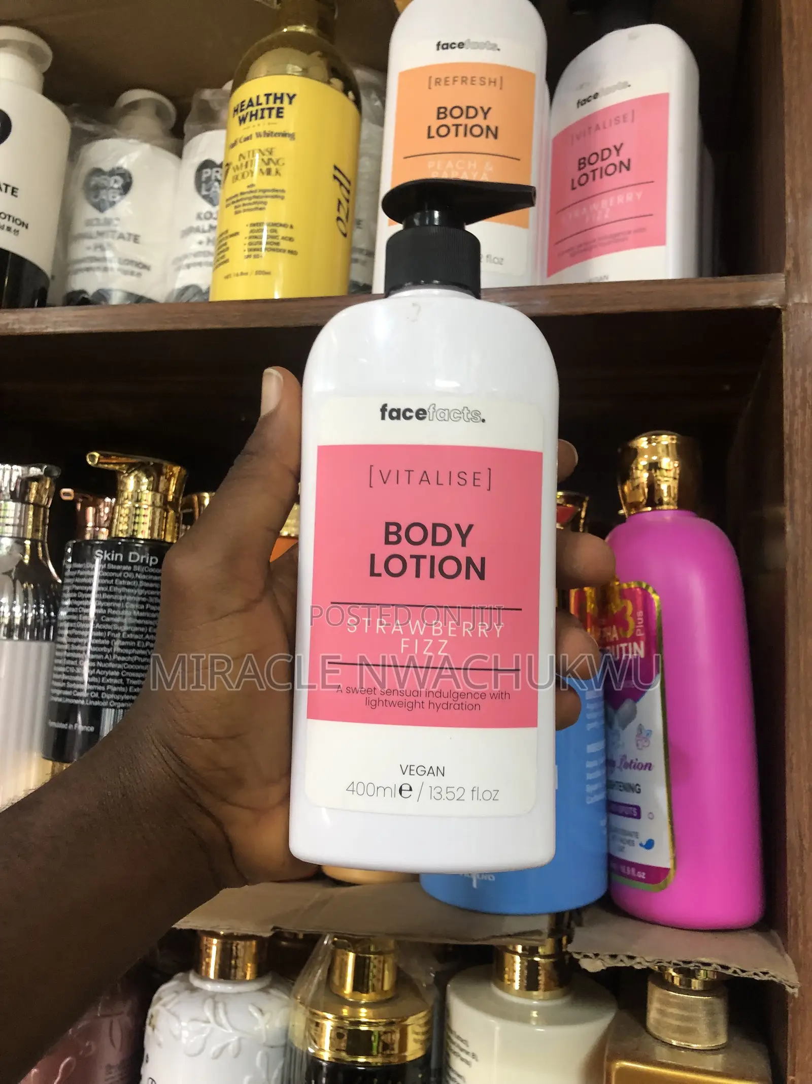 Face Facts Vitalise Strawberry Fizz Body Lotion – 400ml
