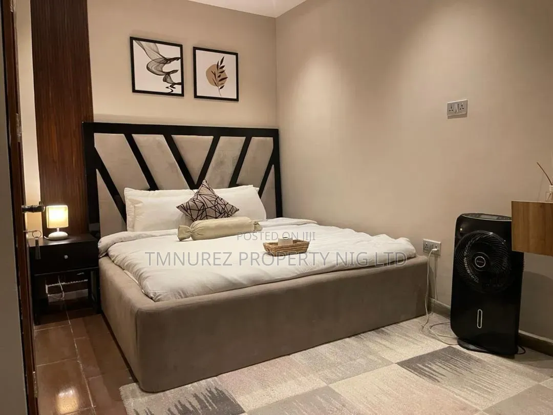 1bdrm Apartment in Lekki Phase 1 for rent