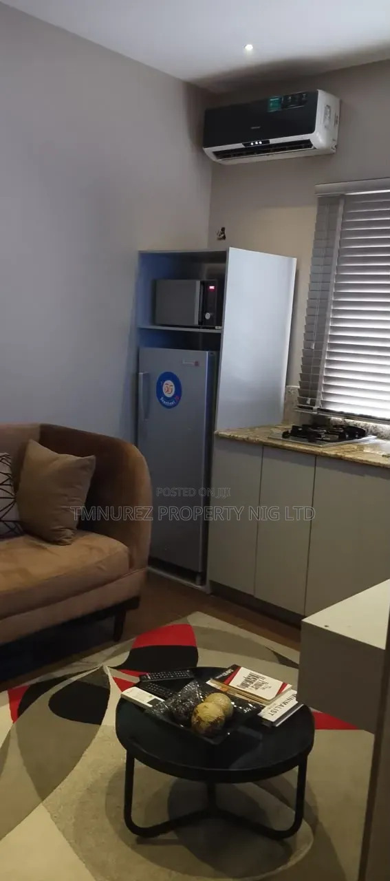 1bdrm Apartment in Lekki Phase 1 for rent
