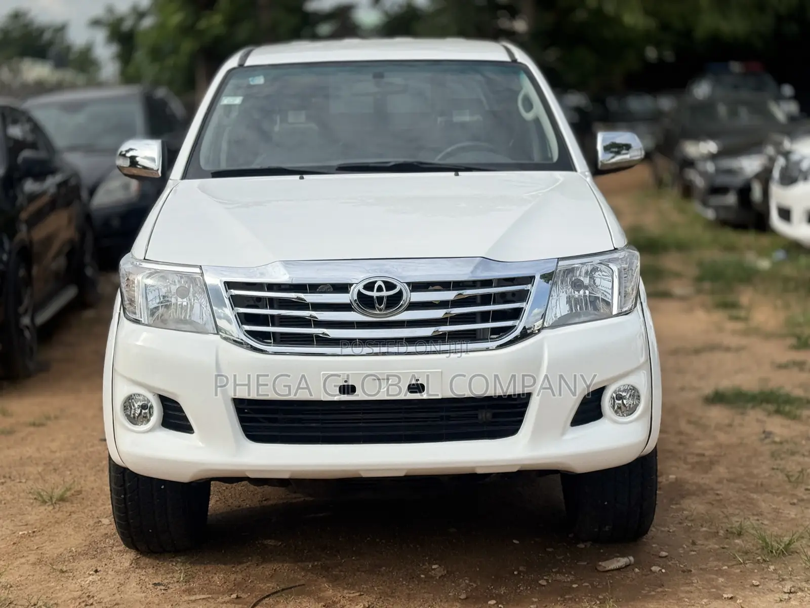 Toyota Hilux SR 4x4 2015 White