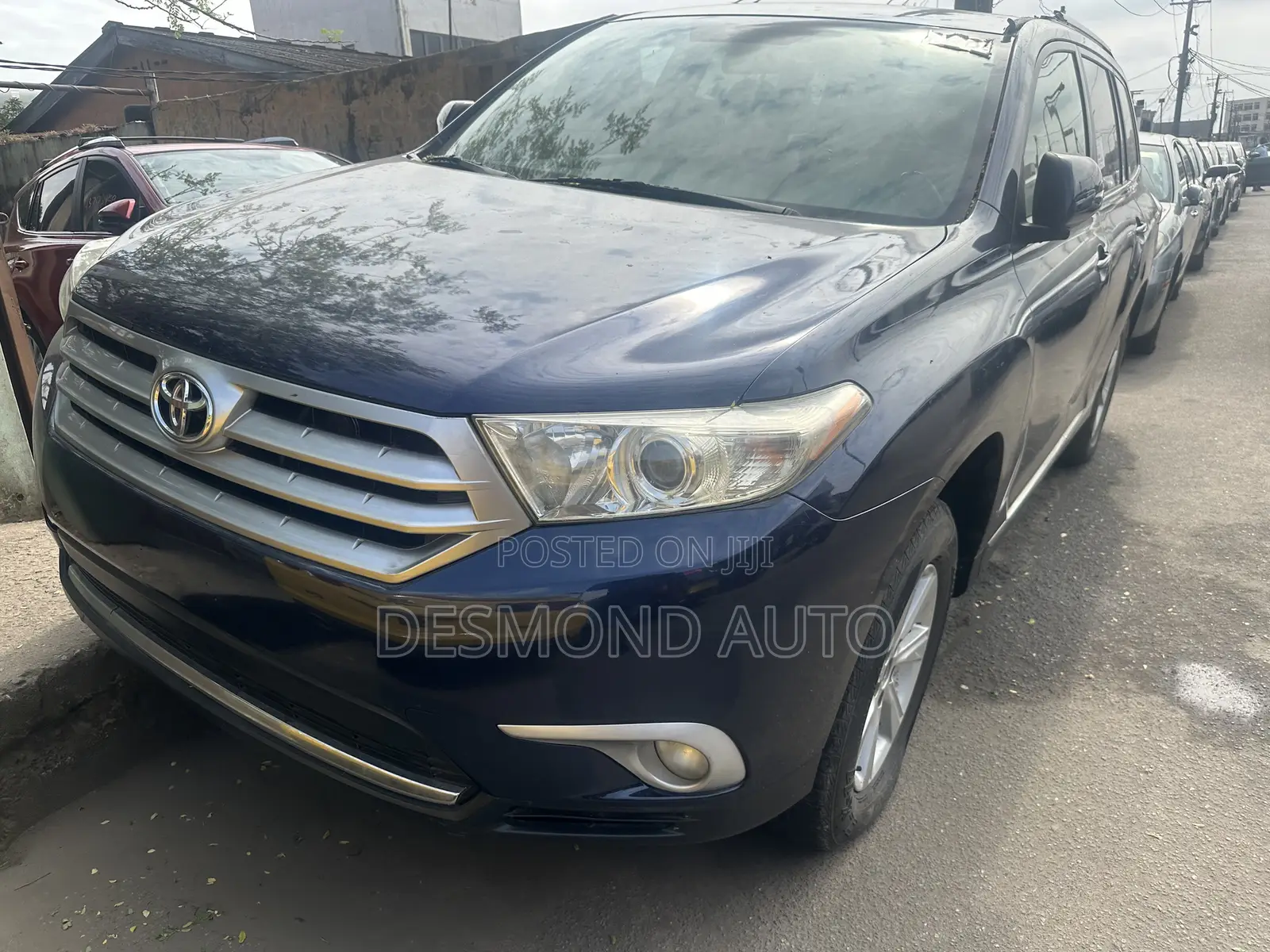 Toyota Highlander SE 2011 Blue