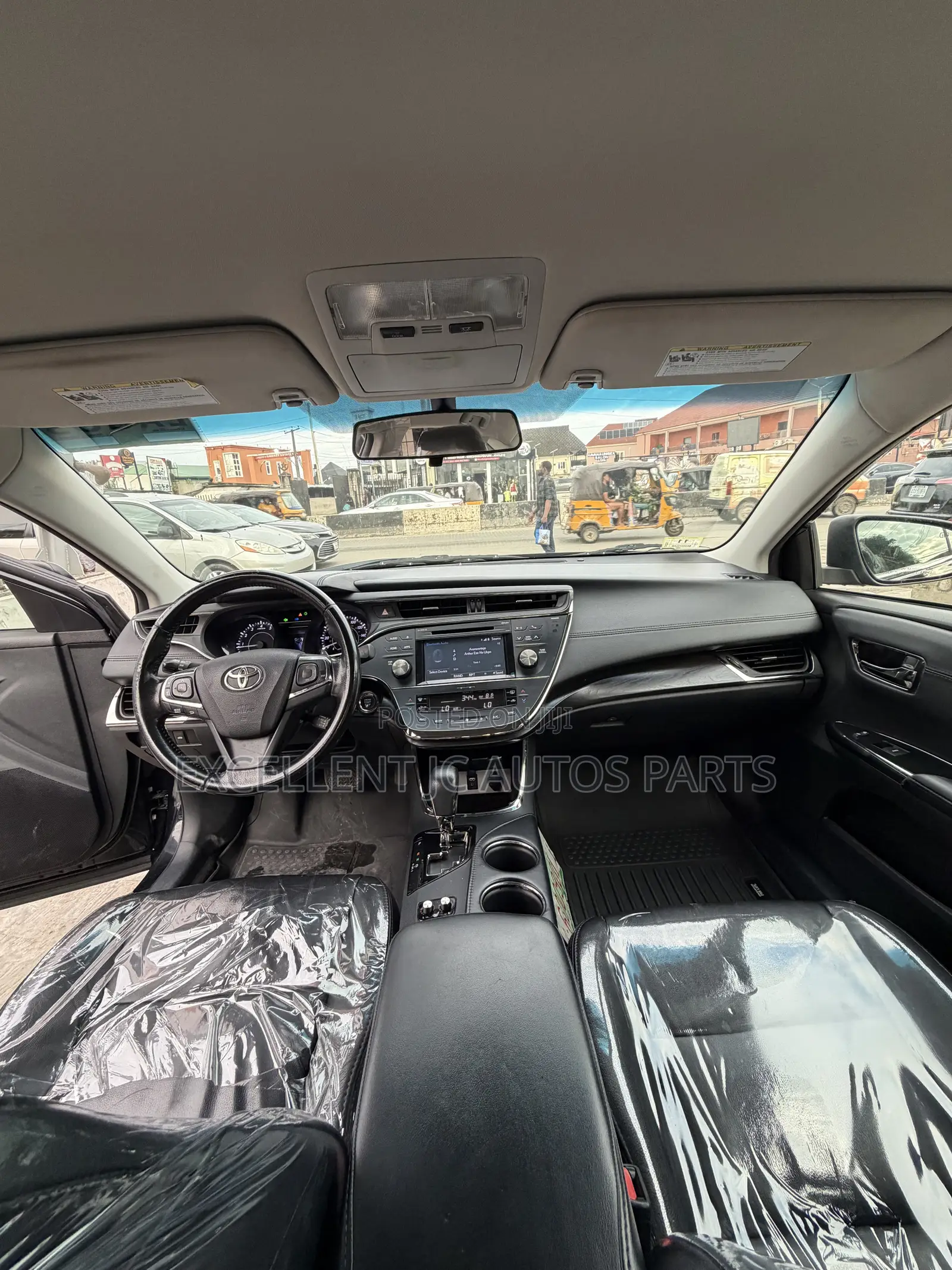 Toyota Avalon XLE Plus FWD Sedan (3.6L 6cyl 6A) 2016 Black