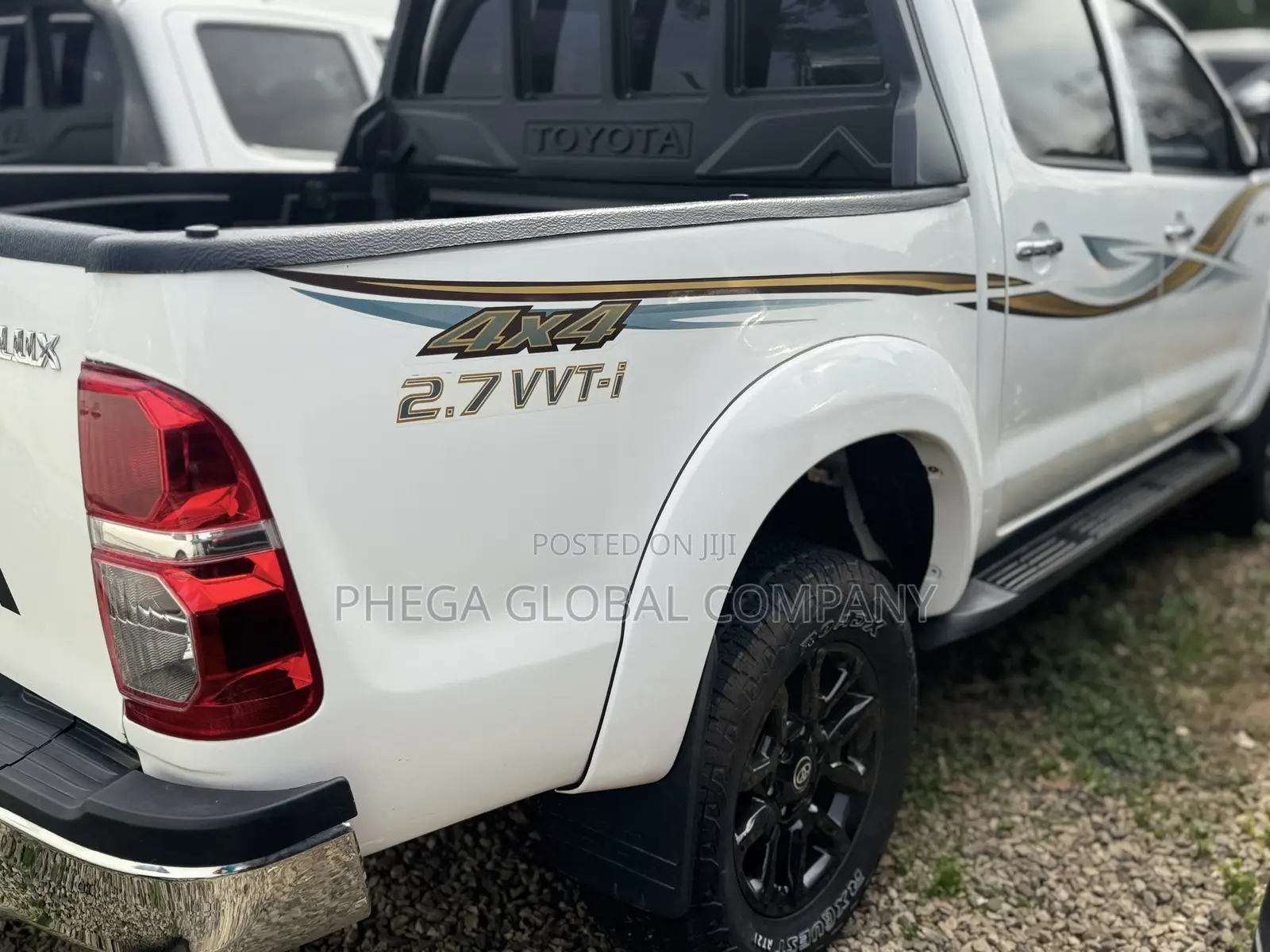 Toyota Hilux 2014 White