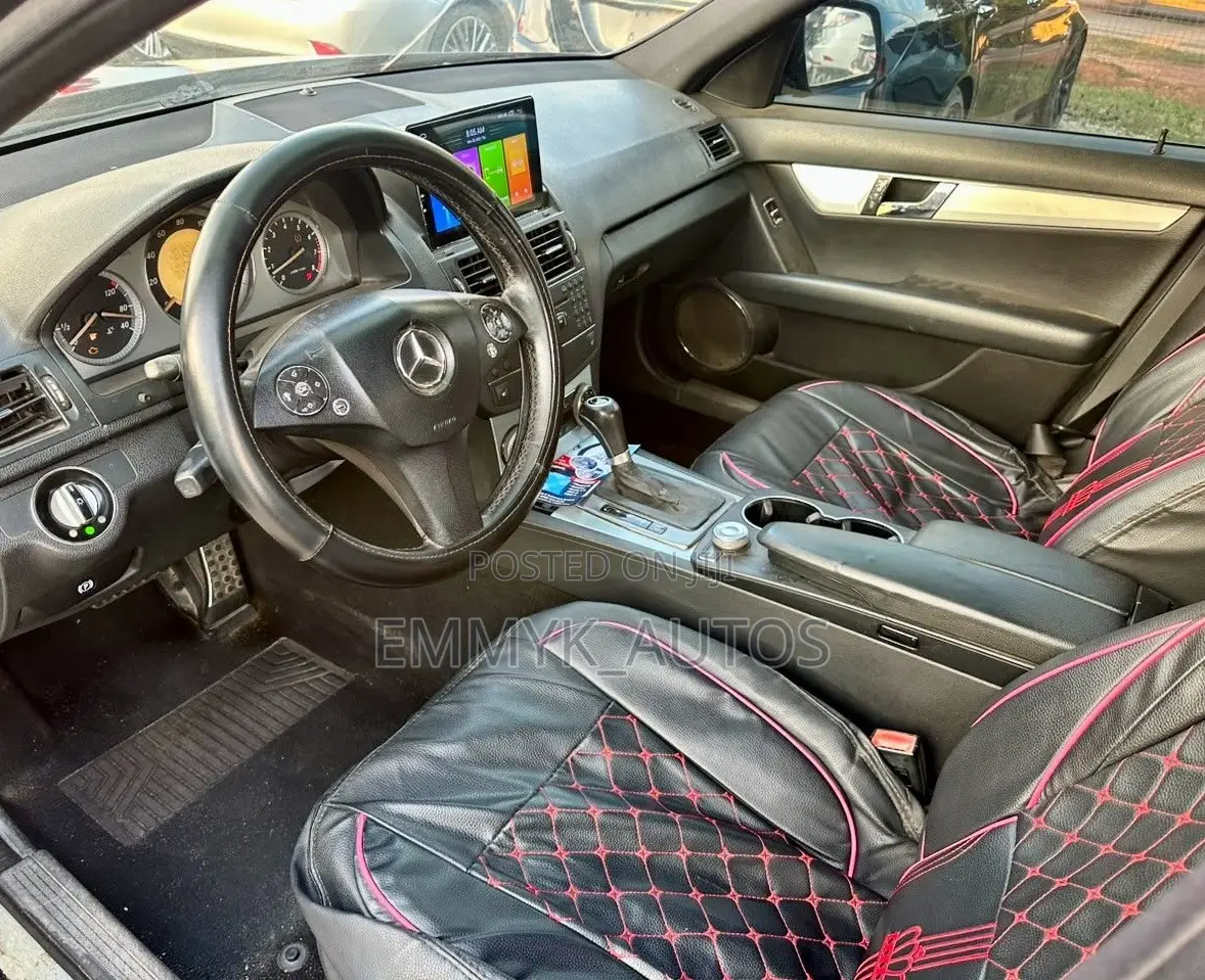 Mercedes-Benz C300 Luxury Sedan AWD (3.0L 6cyl 7A) 2008 Black