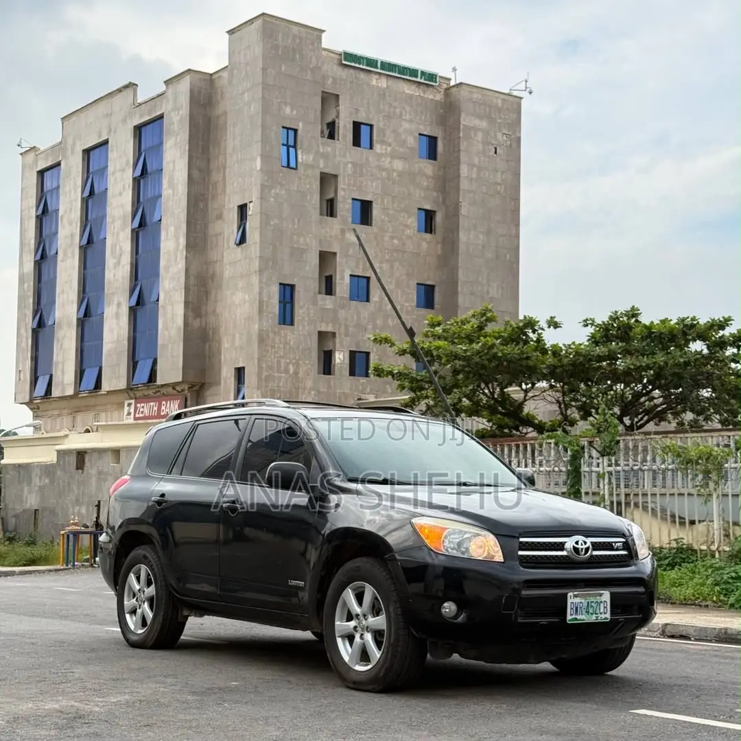 Toyota RAV4 2007 Black