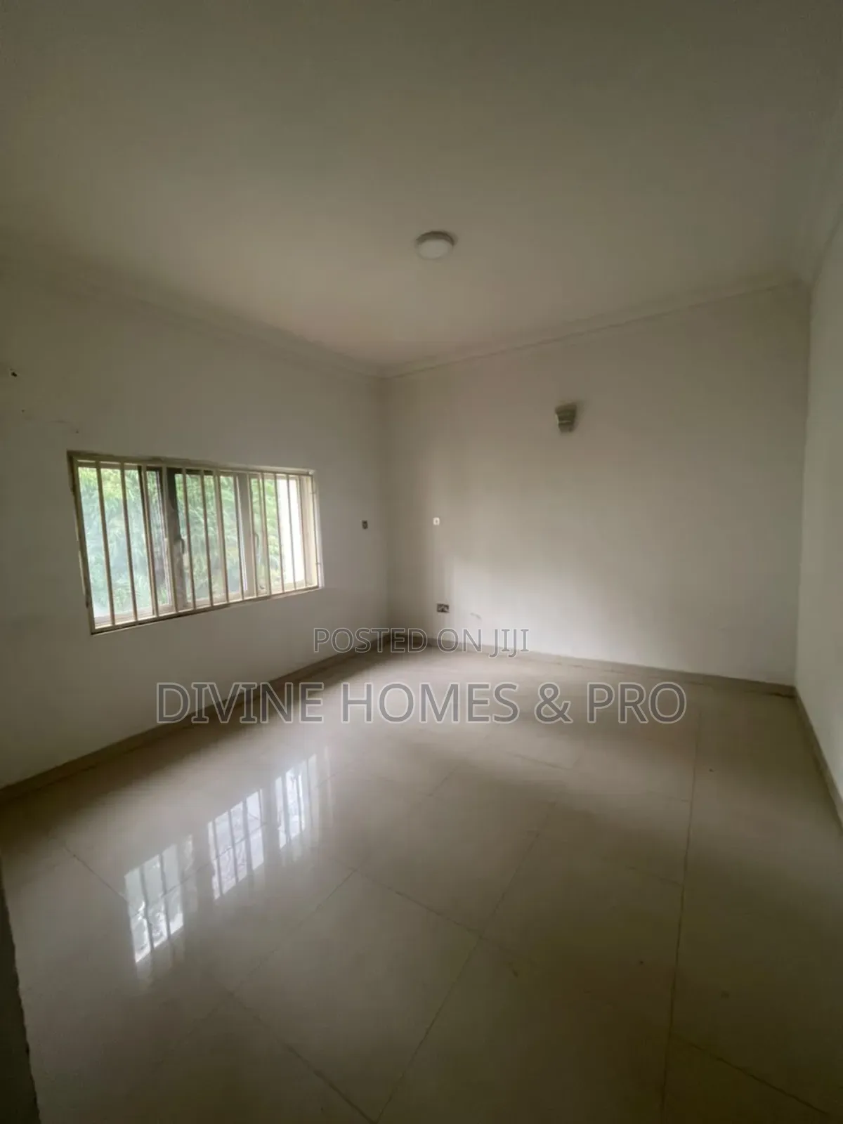 3bdrm Block of Flats in Jabi for rent