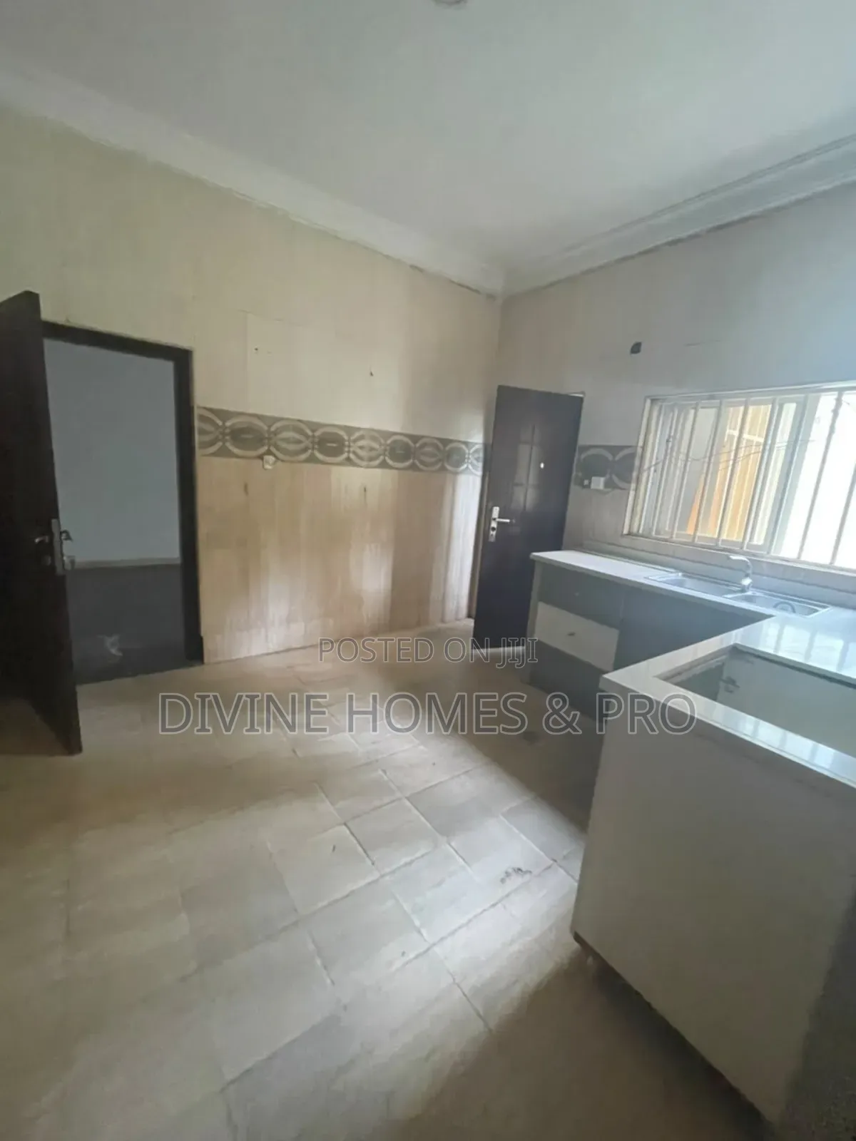 3bdrm Block of Flats in Jabi for rent
