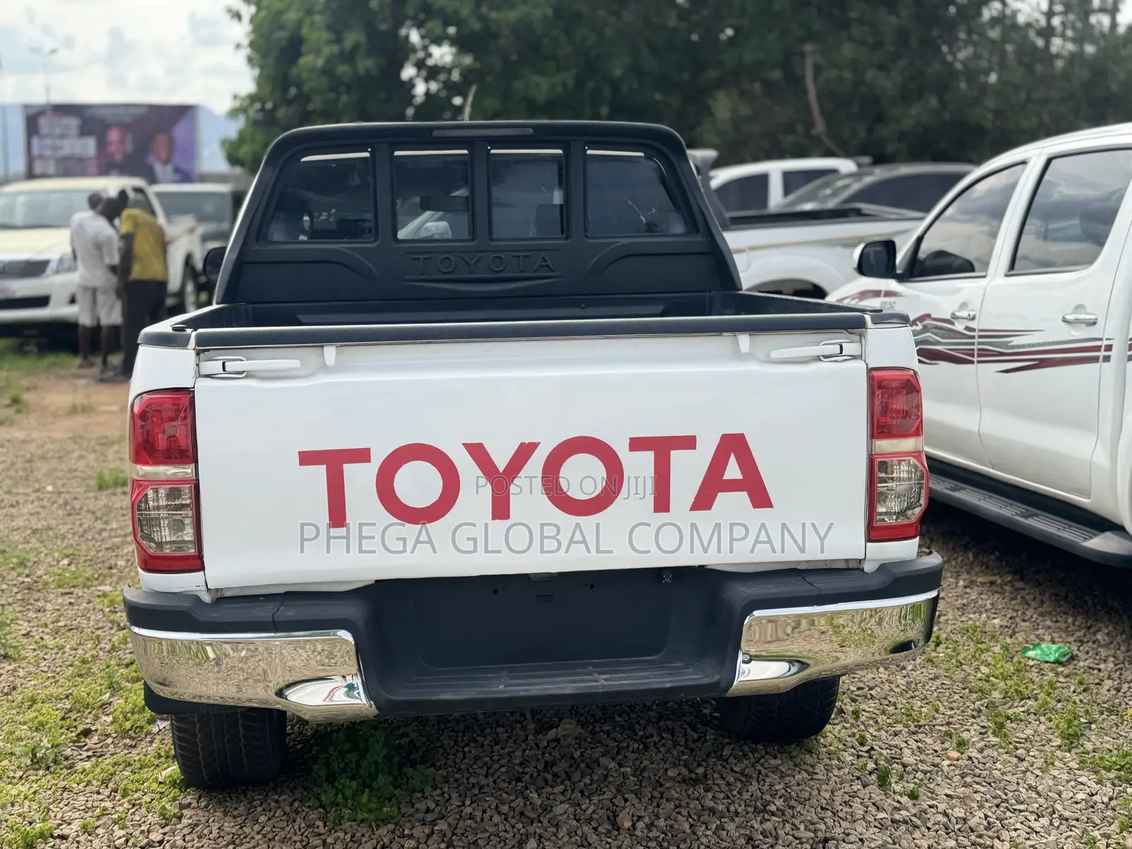 Toyota Hilux 2013 White