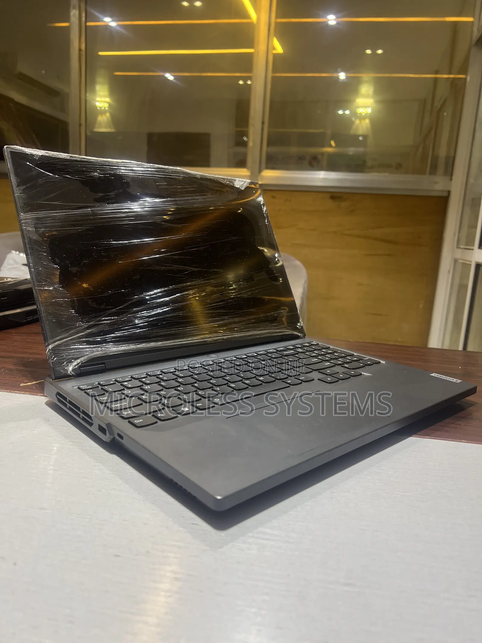 Laptop Lenovo Legion 5 16GB AMD Ryzen 7 SSD 1T