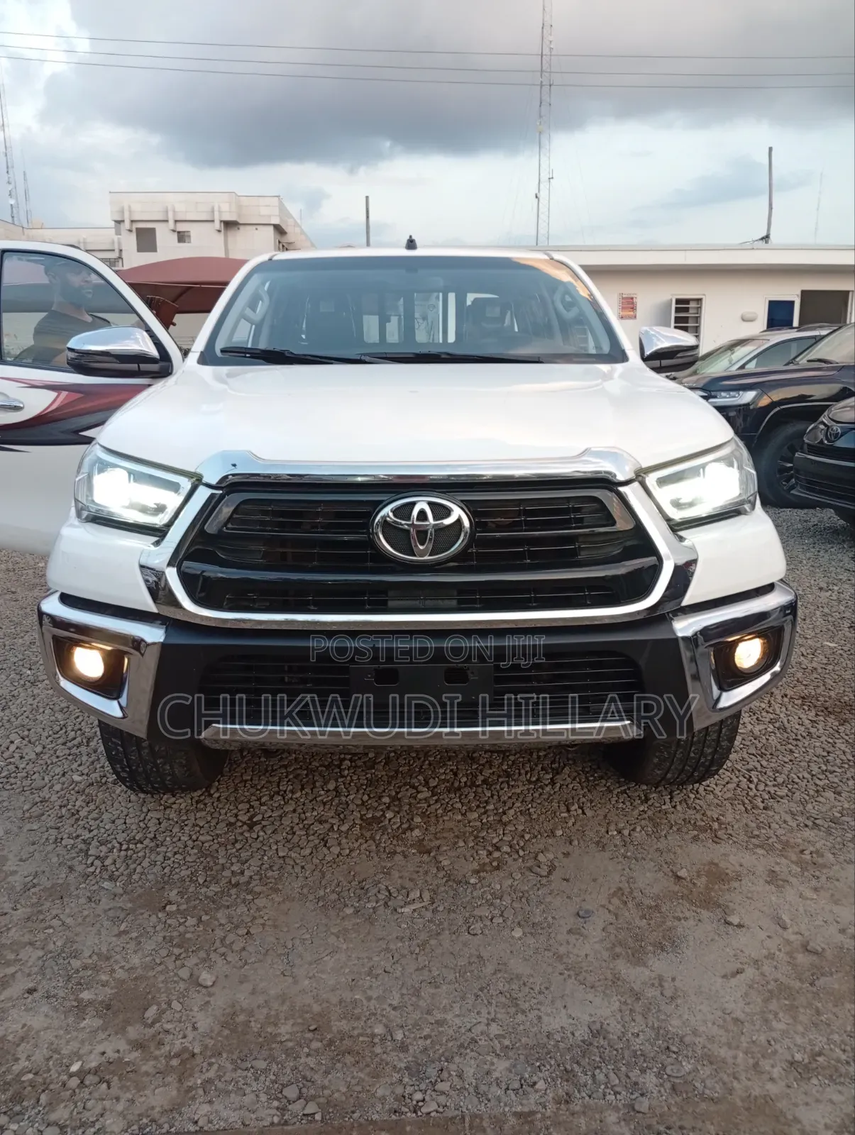 New Toyota Hilux 2023 White