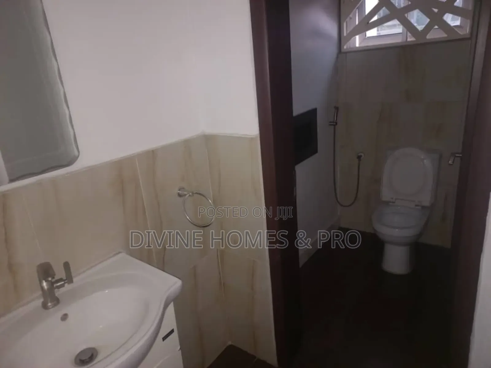 2bdrm Block of Flats in Utako for rent