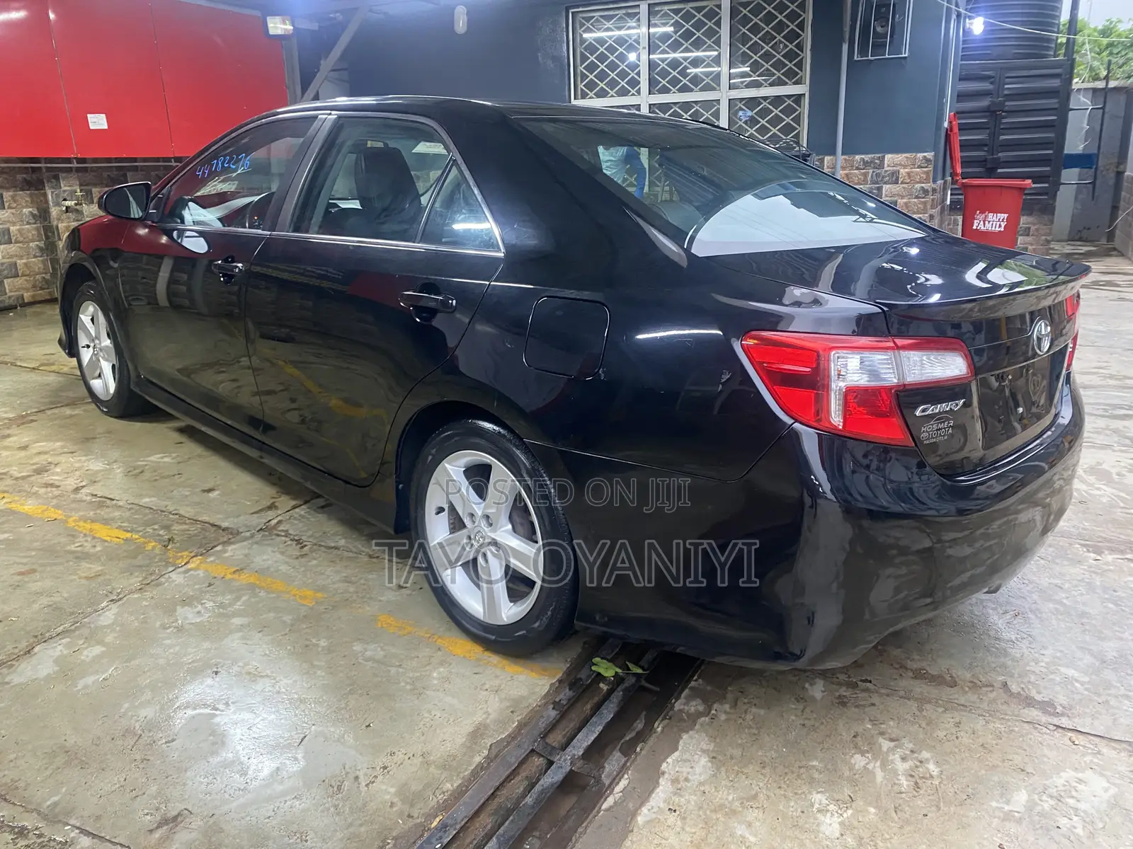 Toyota Camry SE 4dr Sedan w/Prod. End 11/13 (2.5L 4cyl 6A) 2014 Black