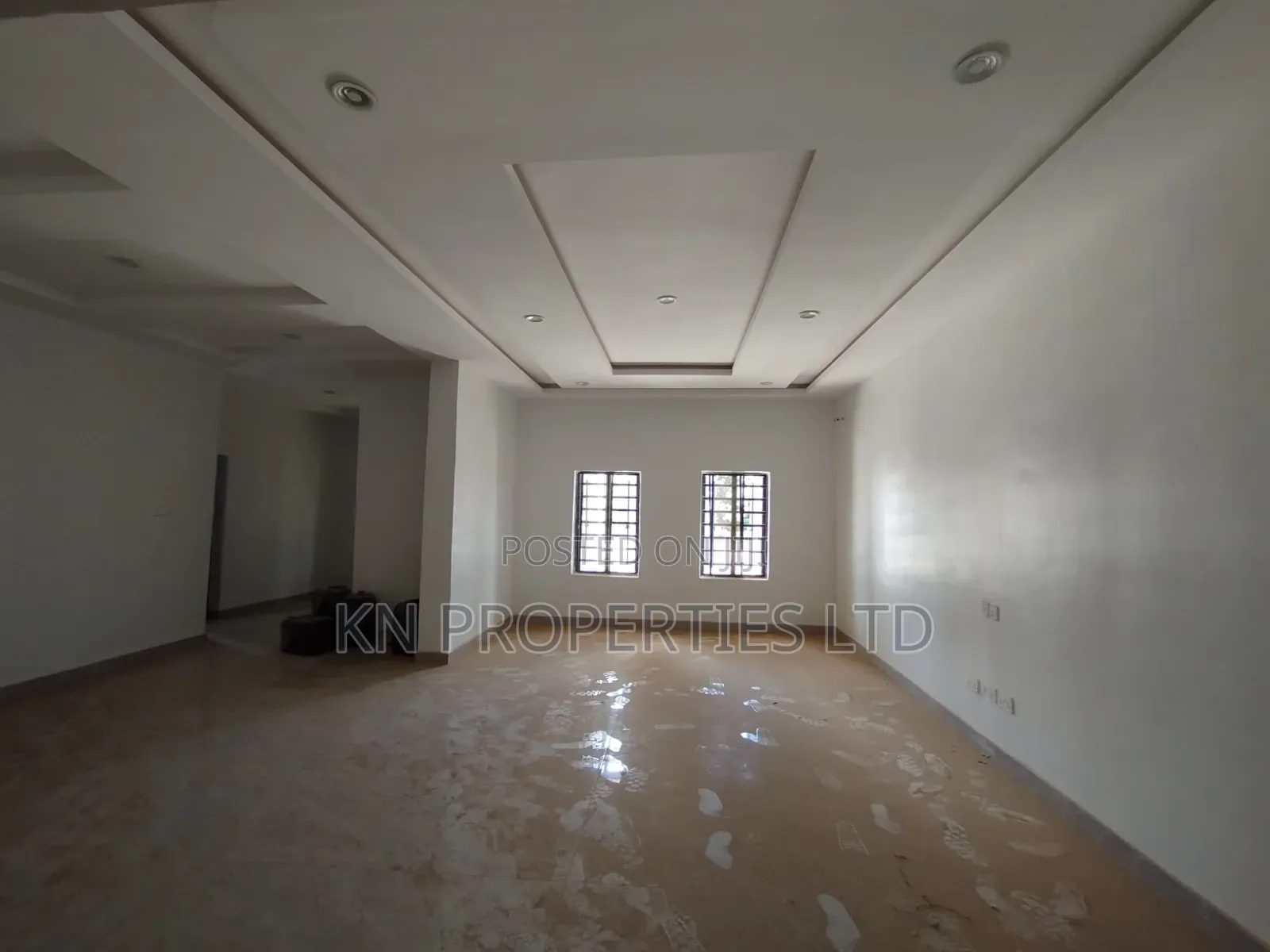 3bdrm Block of Flats in Guzape for sale