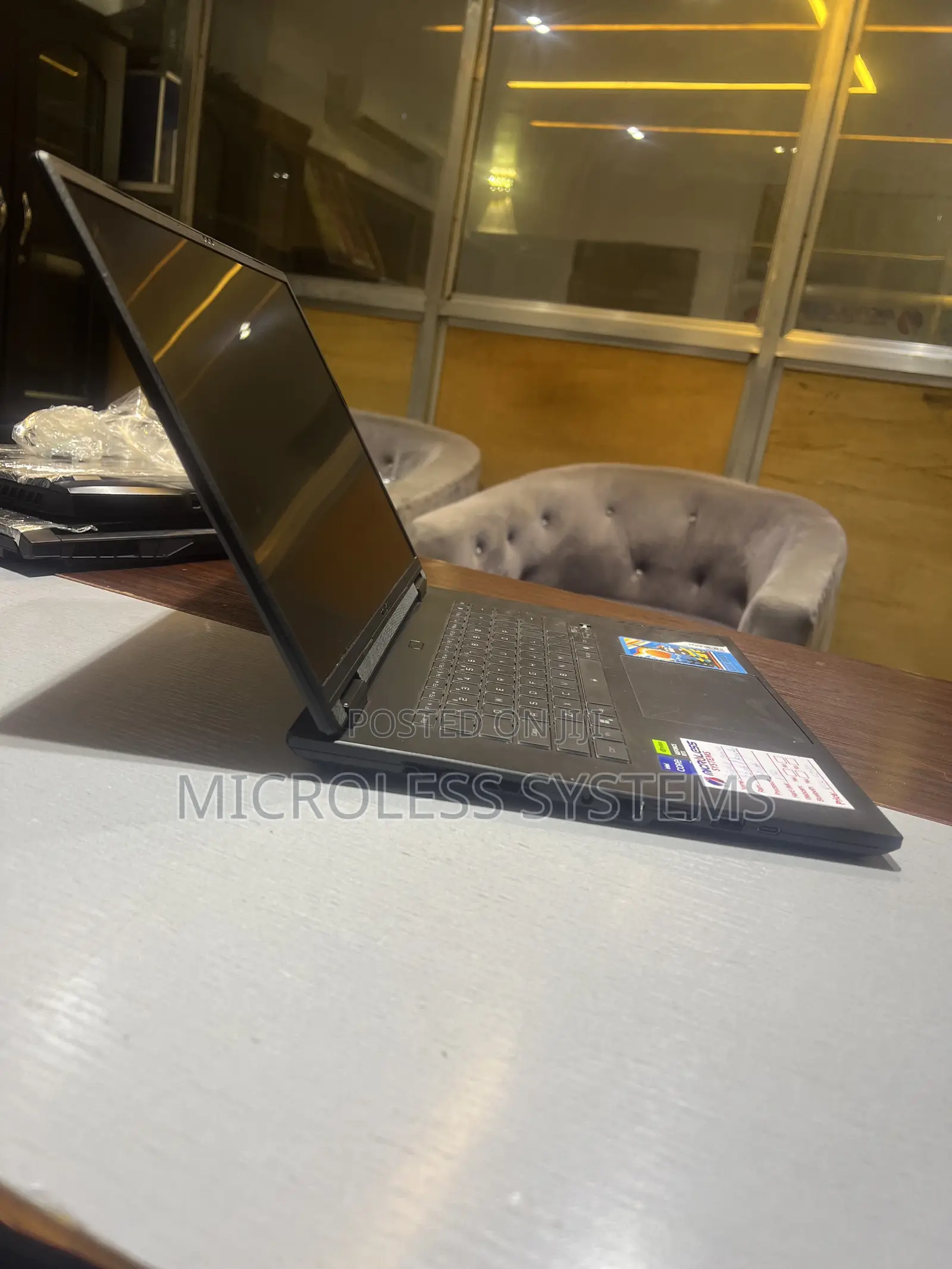 Laptop Gigabyte GAMING A16 32GB Intel Core i7 SSD 1T