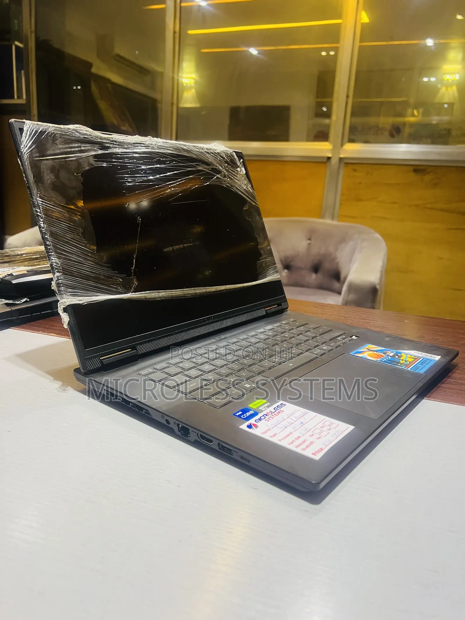 Laptop Gigabyte GAMING A16 32GB Intel Core i7 SSD 1T