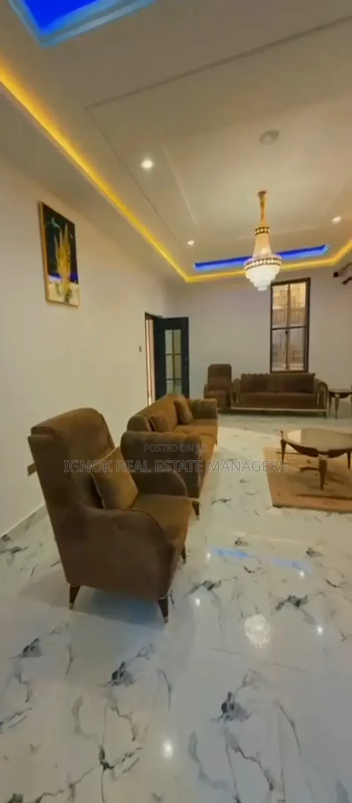 Furnished 5bdrm Duplex in Apo Resettlement for sale