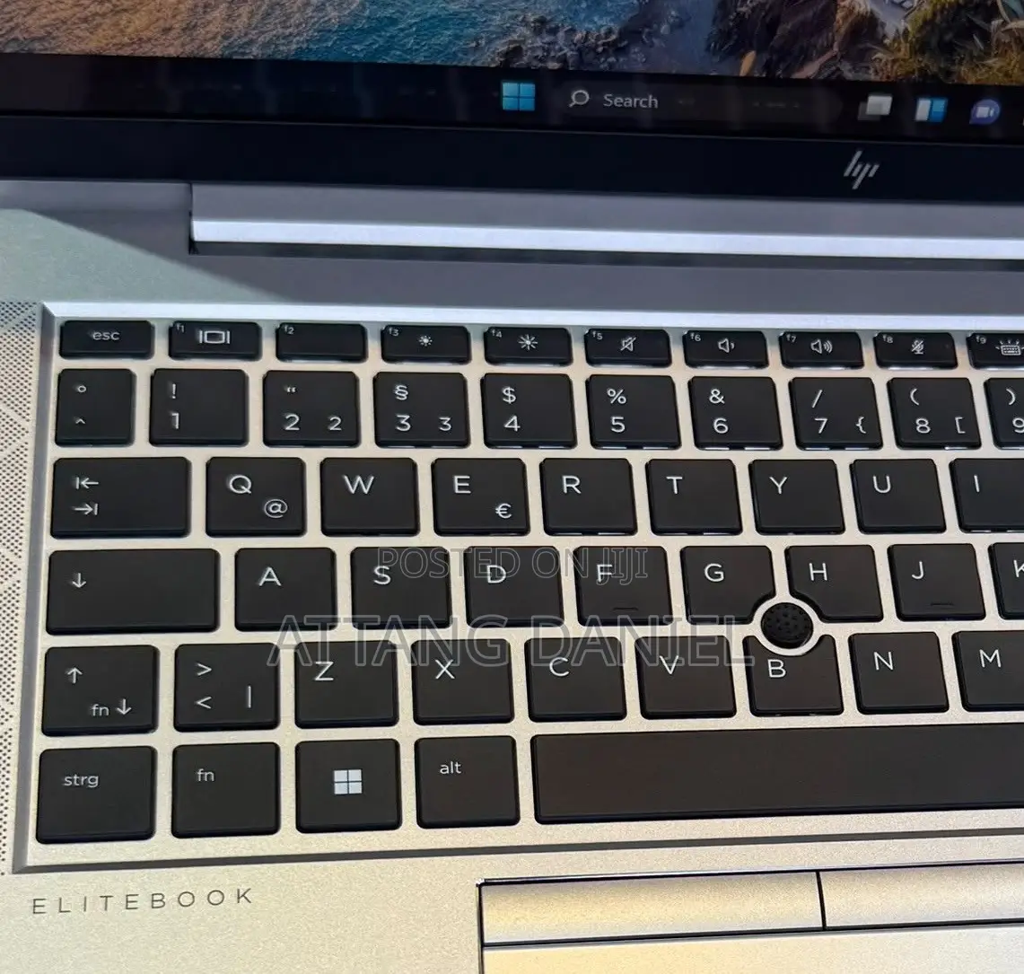 Laptop HP EliteBook 840 G8 16GB Intel Core i7 SSD 512GB