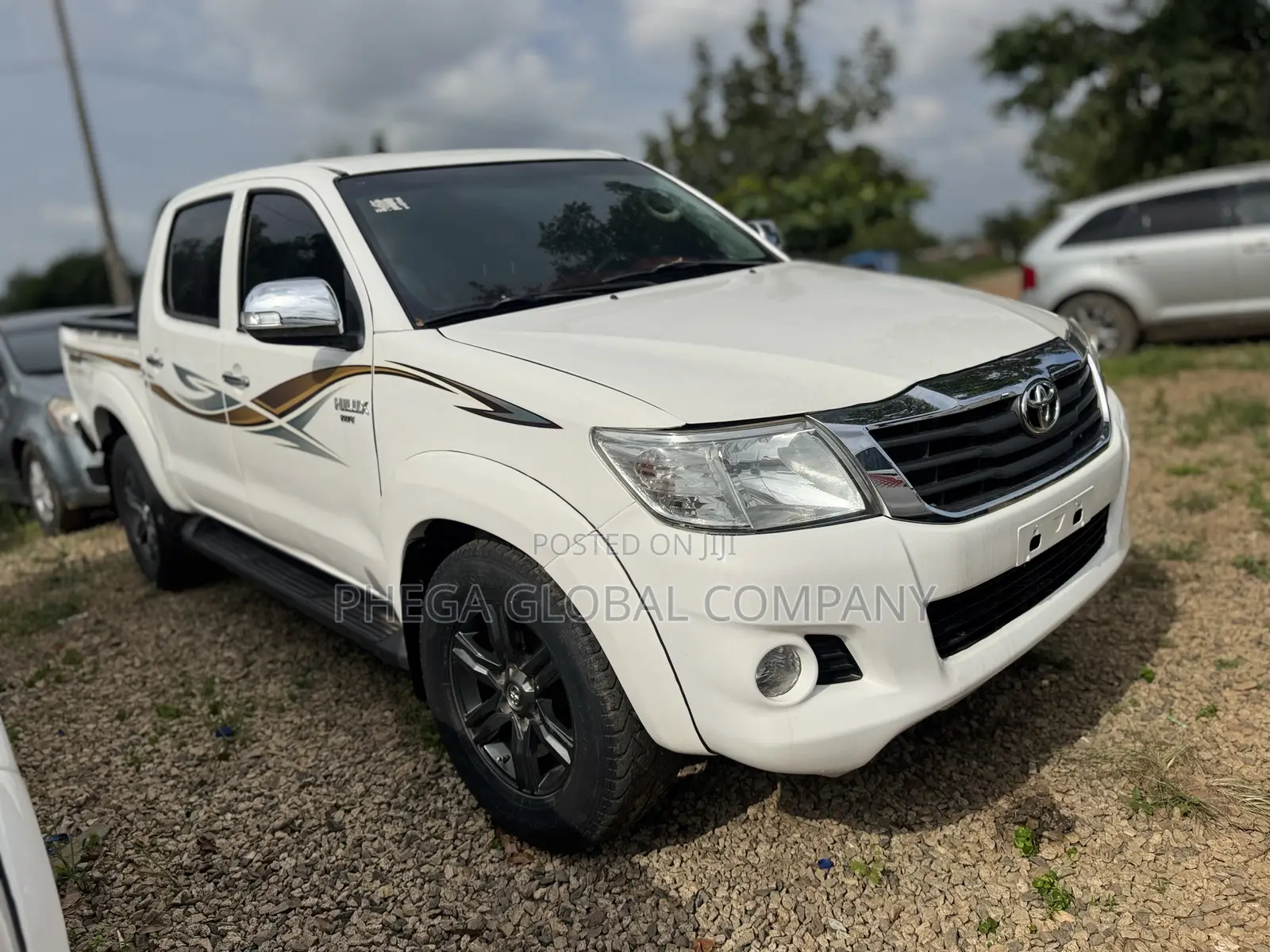 Toyota Hilux 2013 White
