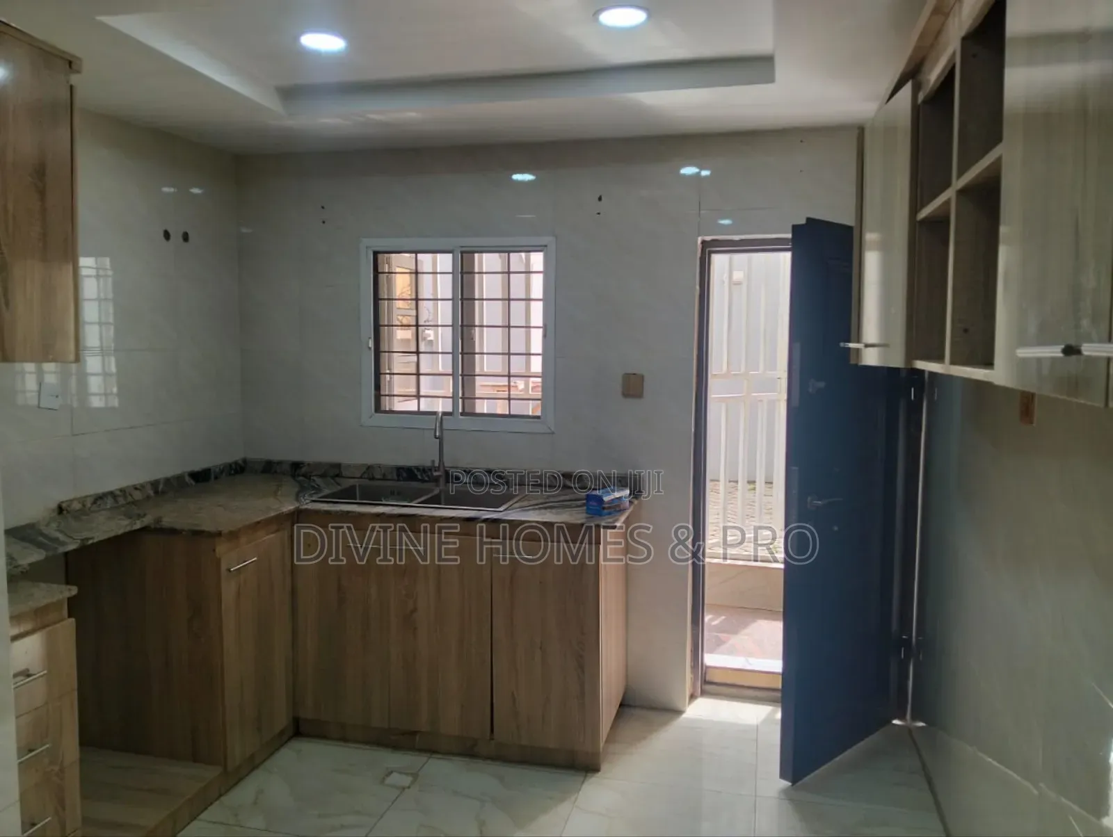 4bdrm Duplex in Admiralty, Asokoro for rent