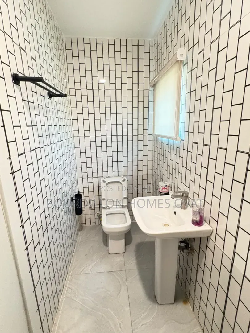 2bdrm Mansion in Osapa London Lekki for sale