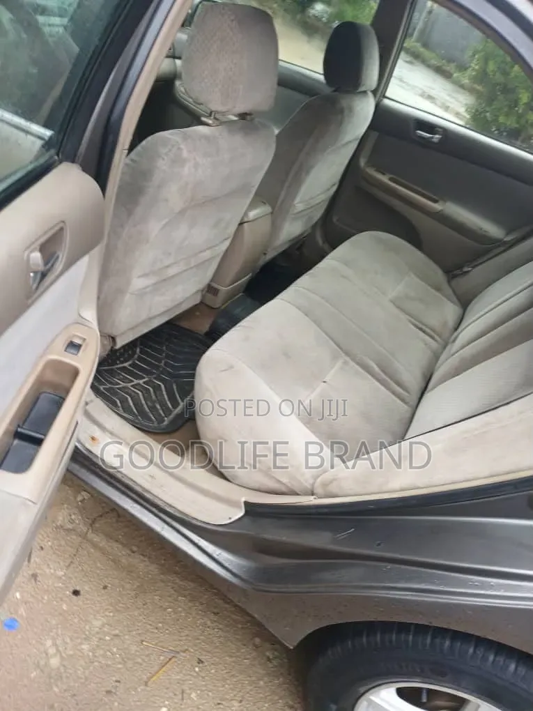 Toyota Camry STD 4dr Sedan (2.4L 4cyl 5M) 2004 Brown