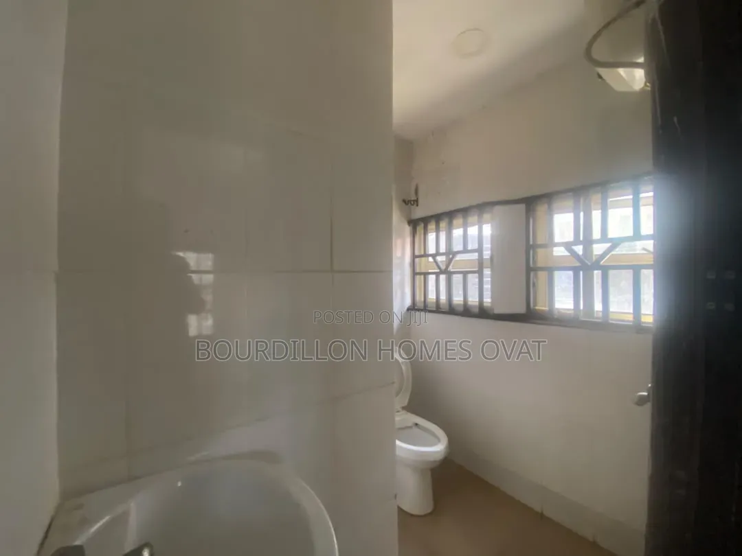 1bdrm Apartment in Ikate Lekki Lagos for rent