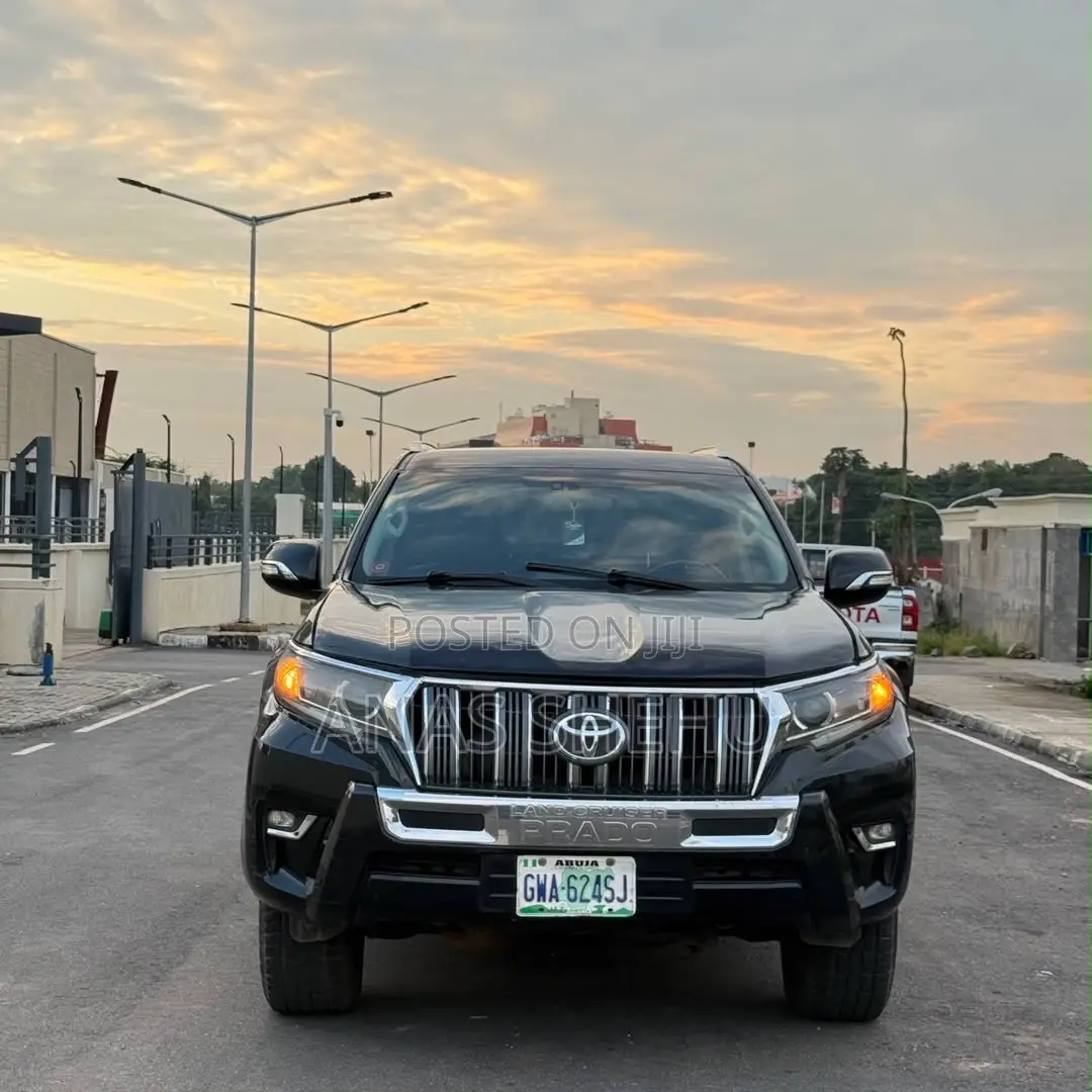 Toyota Land Cruiser Prado 2015 Black