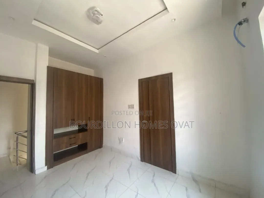 2bdrm Duplex in Ikate Lekki Lagos for rent