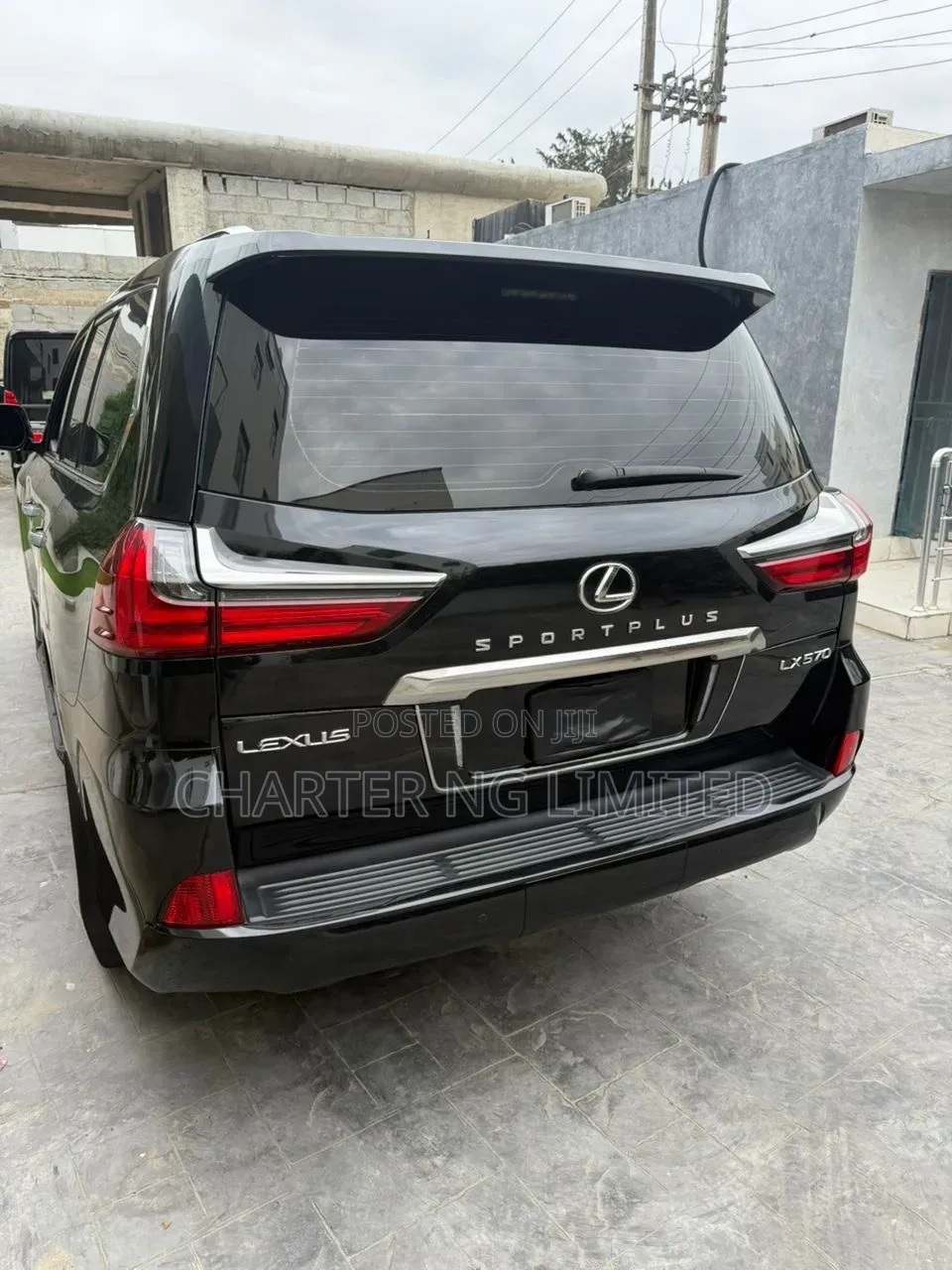 Lexus LX570 2022