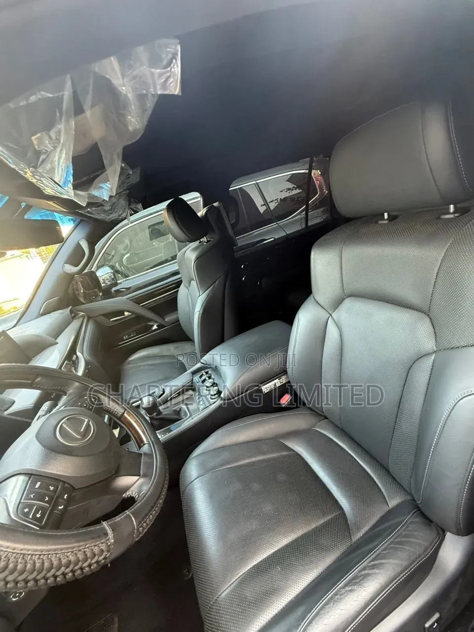 Lexus LX570 2022