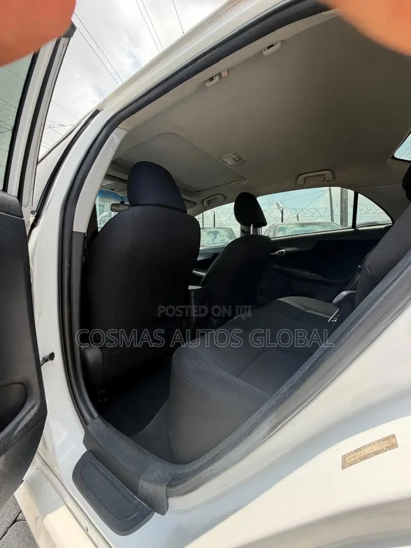 Toyota Corolla S 4dr Sedan (1.8L 4cyl 4A) 2010 White
