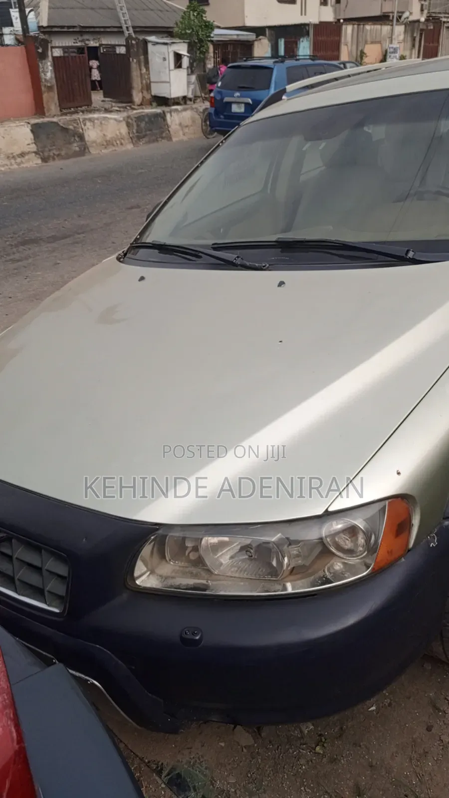 Volvo V70 2006 Gold