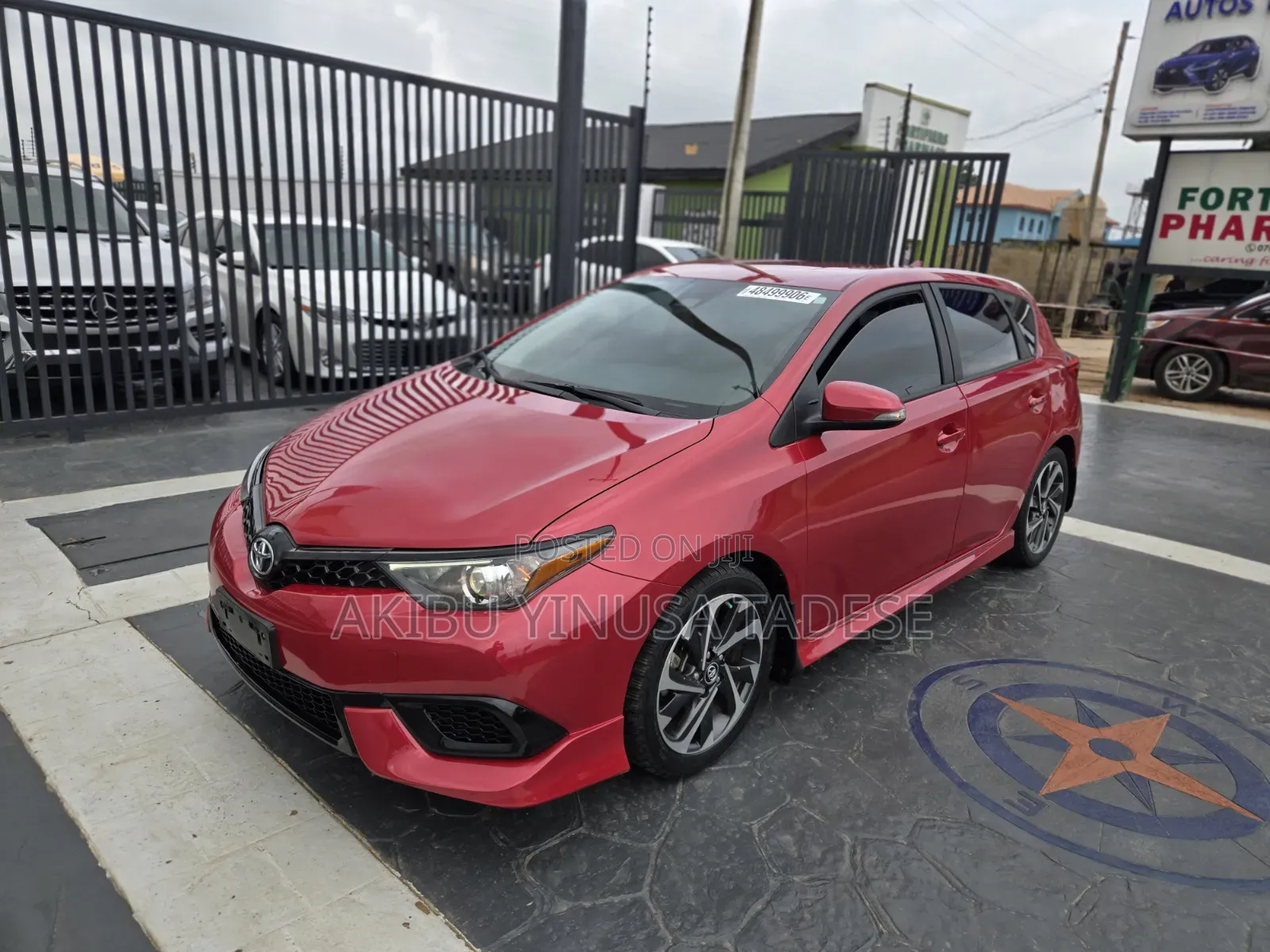 Toyota Corolla SE 4dr Sedan (1.8L 4cyl CVT) 2017 Red