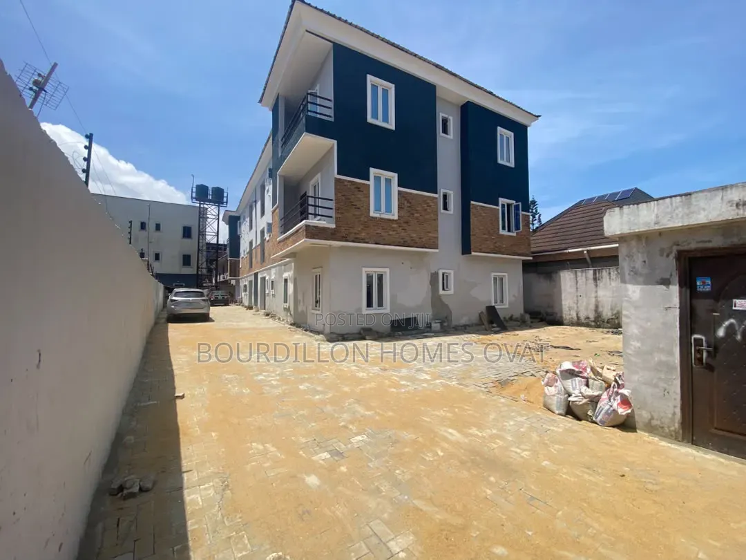 3bdrm Apartment in Ikate Lekki Lagos for rent