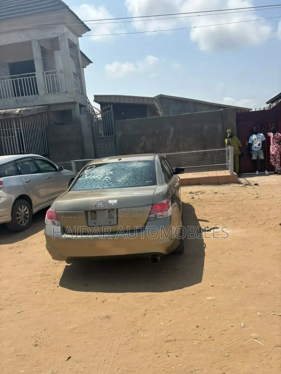 Honda Accord 2010 Gold