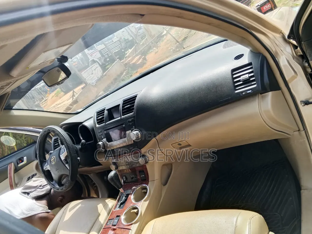 Toyota Highlander 2012 Gold