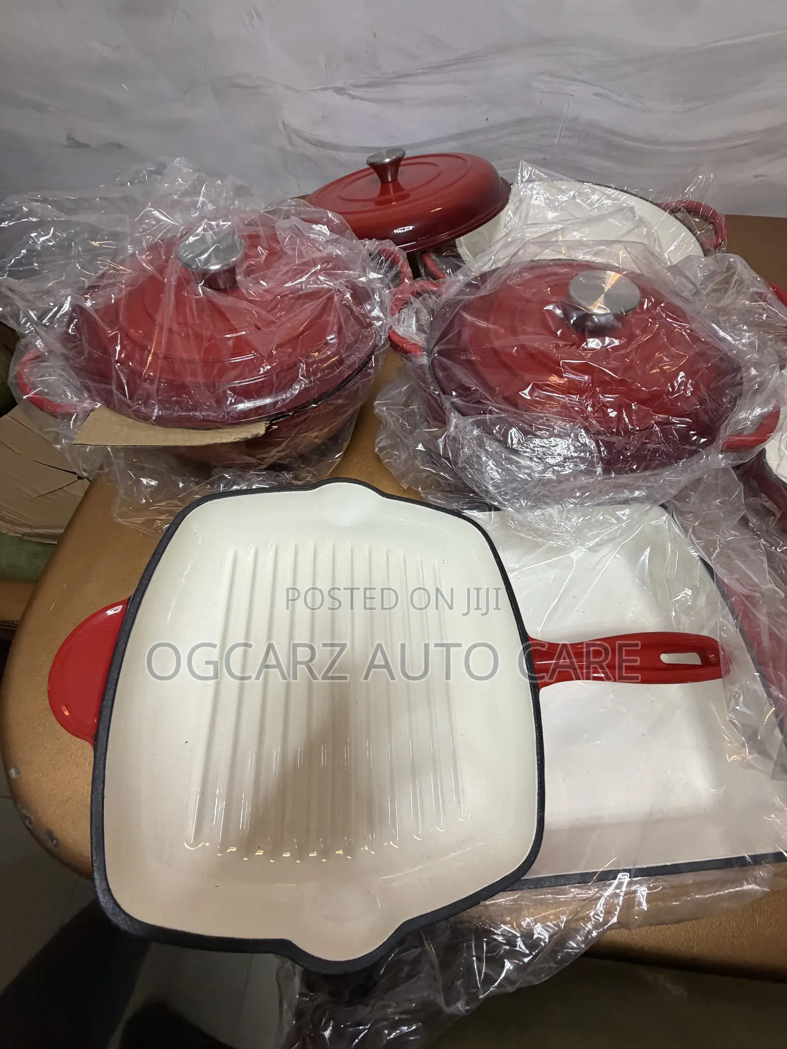 Quality Cooking Set of Pots and Frying Pan Available