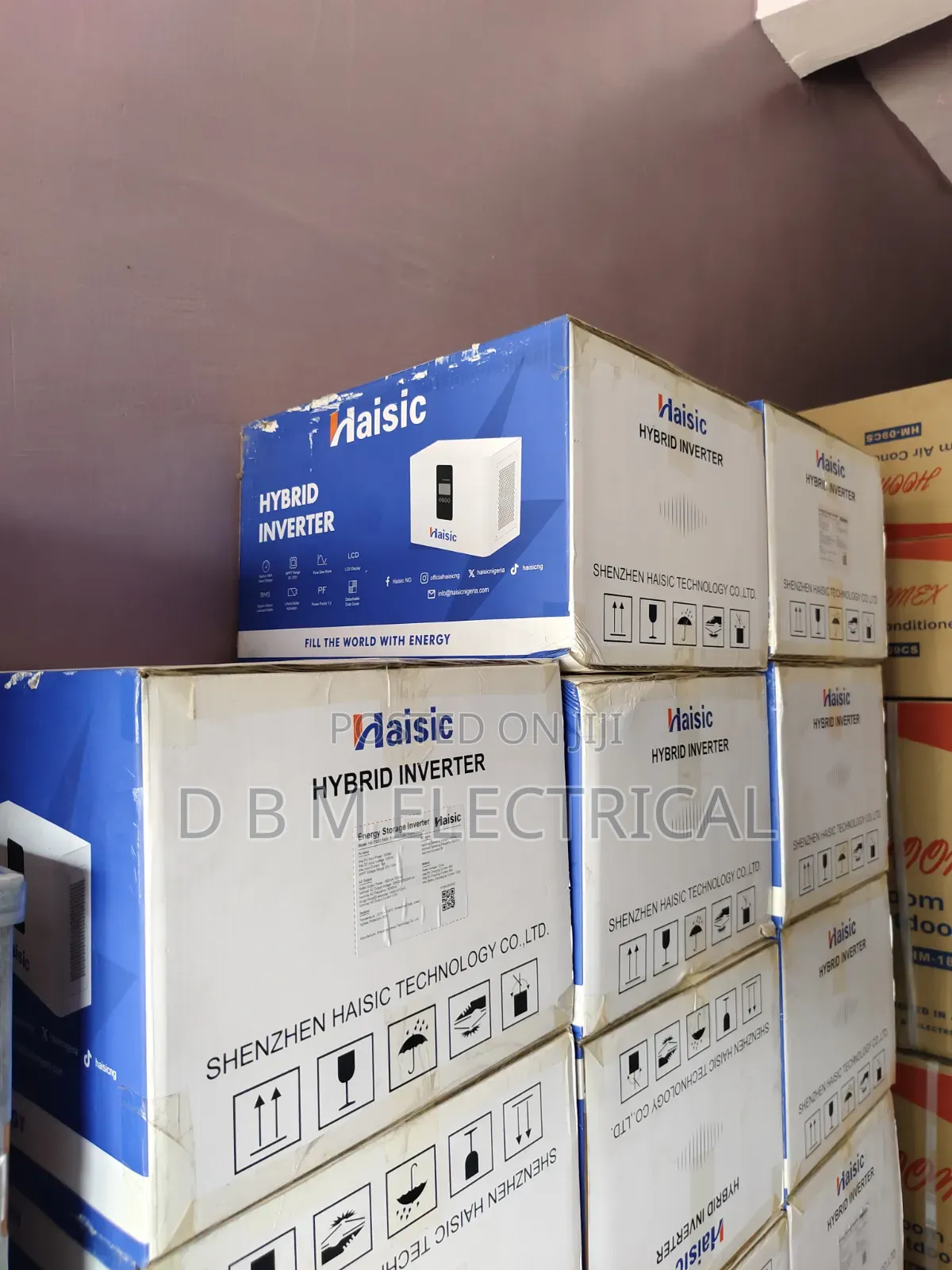All in One Haisic Solar Limtom Battery 12v